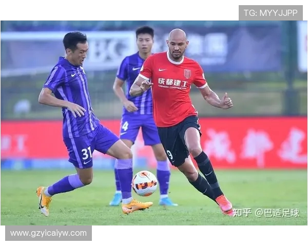 成都羽毛球队在全国锦标赛积分榜上以52分稳居第一名展现强劲实力